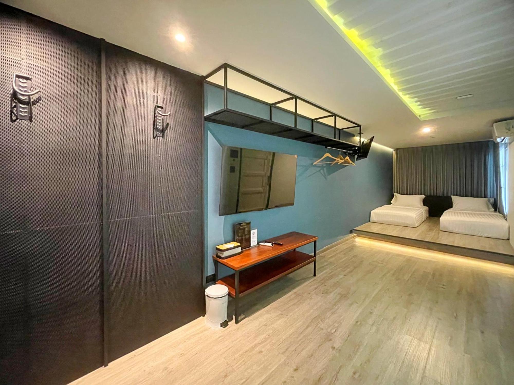 Nights In A Box Hotell Ban Muang  Rum bild